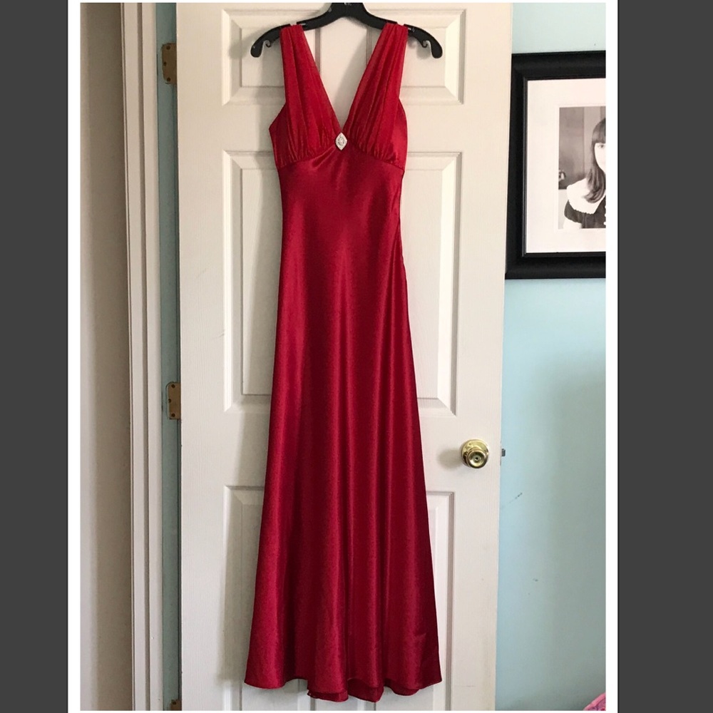 Women’s XS NWT red dress